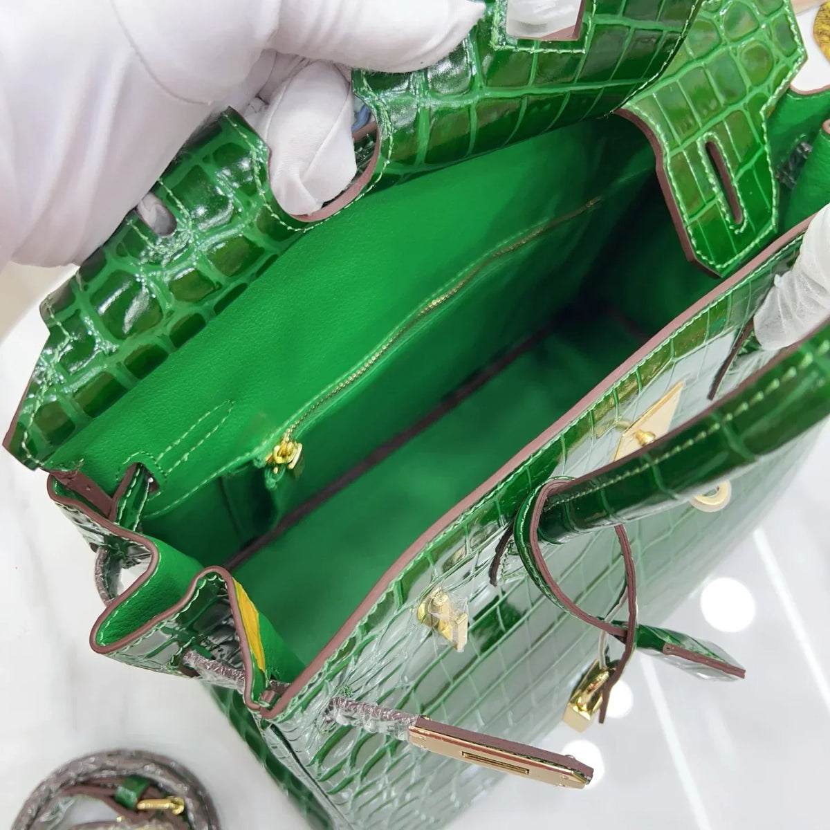 Birkin Emerald Shiny Niloticus Crocodile Gold Hardware