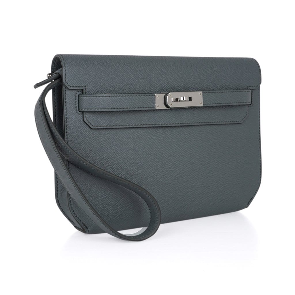 Kelly Depeches 25 Pouch Vert Amande Epsom Palladium Hardware New